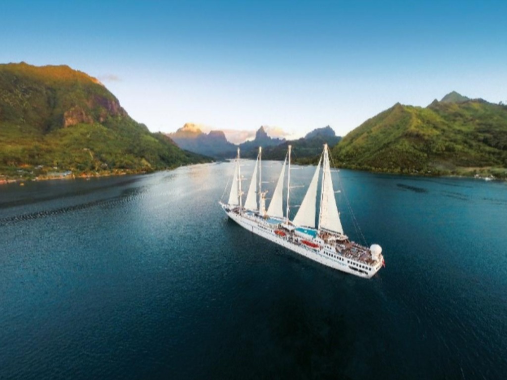 Wind Star joins Star Breeze to Sail Year-Round in French Polynesia