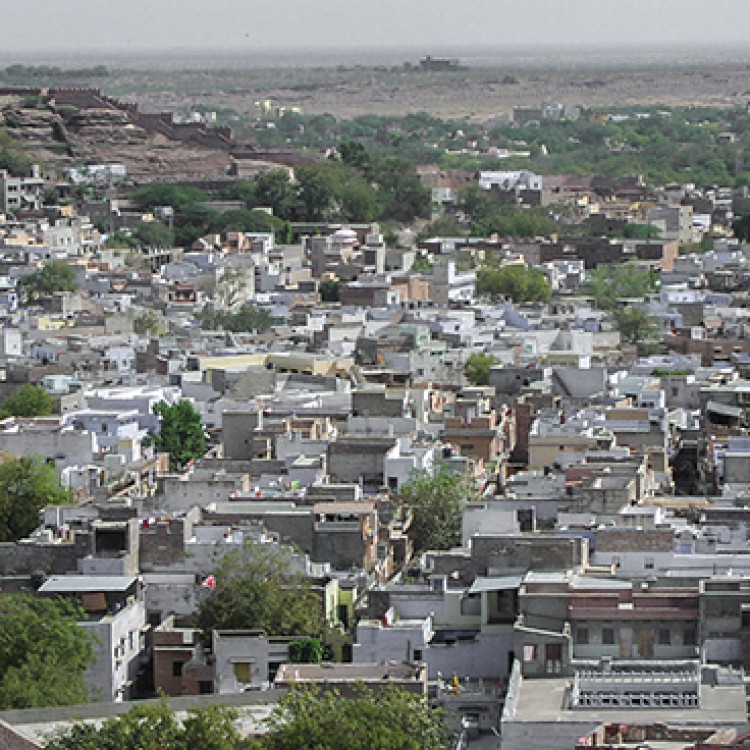 Chase | India - A J252 Jodhpur's blue city