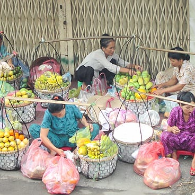 Chase | Vietnam - C161-155 Preparing snacks